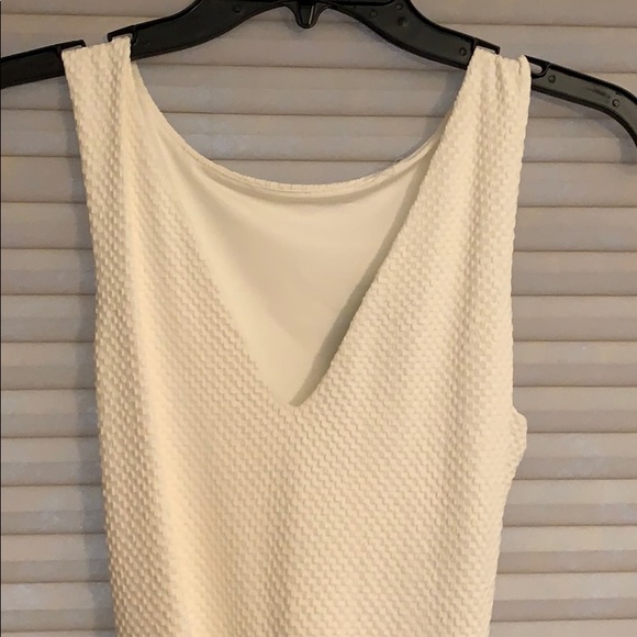 Black and white dress with belt - Picture 2 of 4